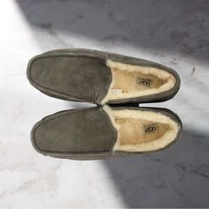 UGG Ascot Slippers